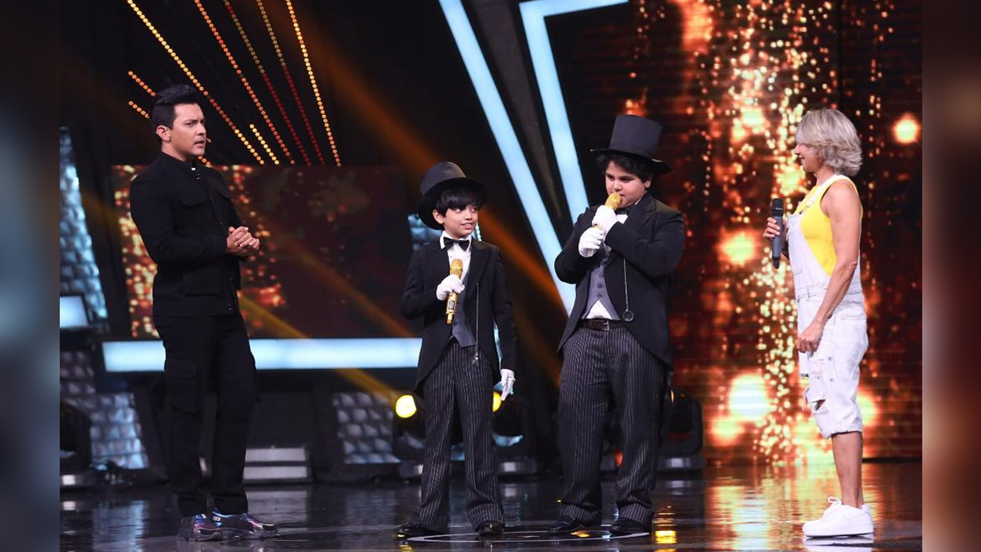 Superstar Singer 2 contestants Pratyush Anand and Rohan Das ace the look of Big B’s iconic character Anthony Gonsalves