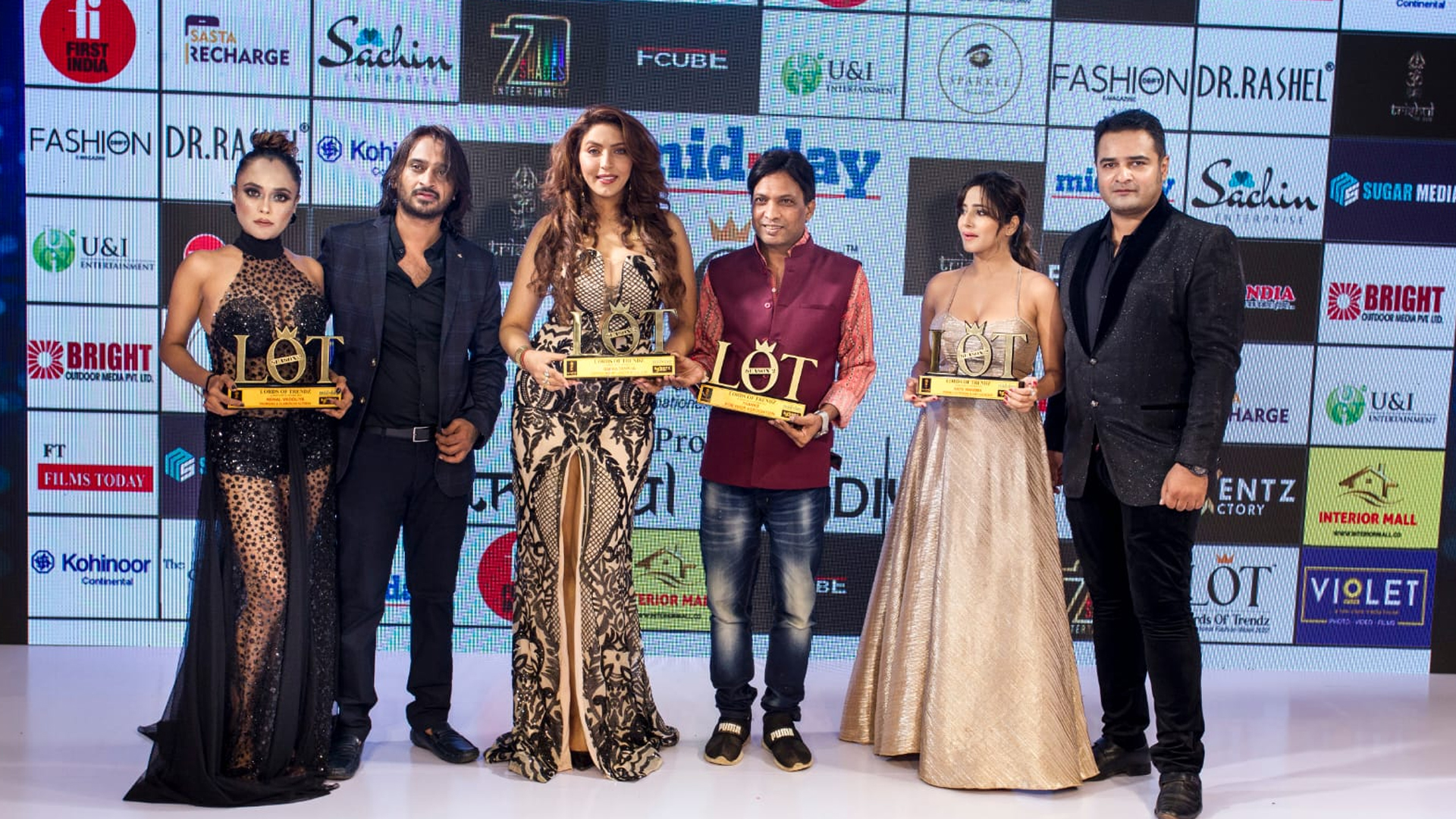 MIDDAY LORDS OF TRENDZ INTERNATIONAL FASHION WEEK & ACHIEVEMENT AWARDS Season -2 was a glittering success