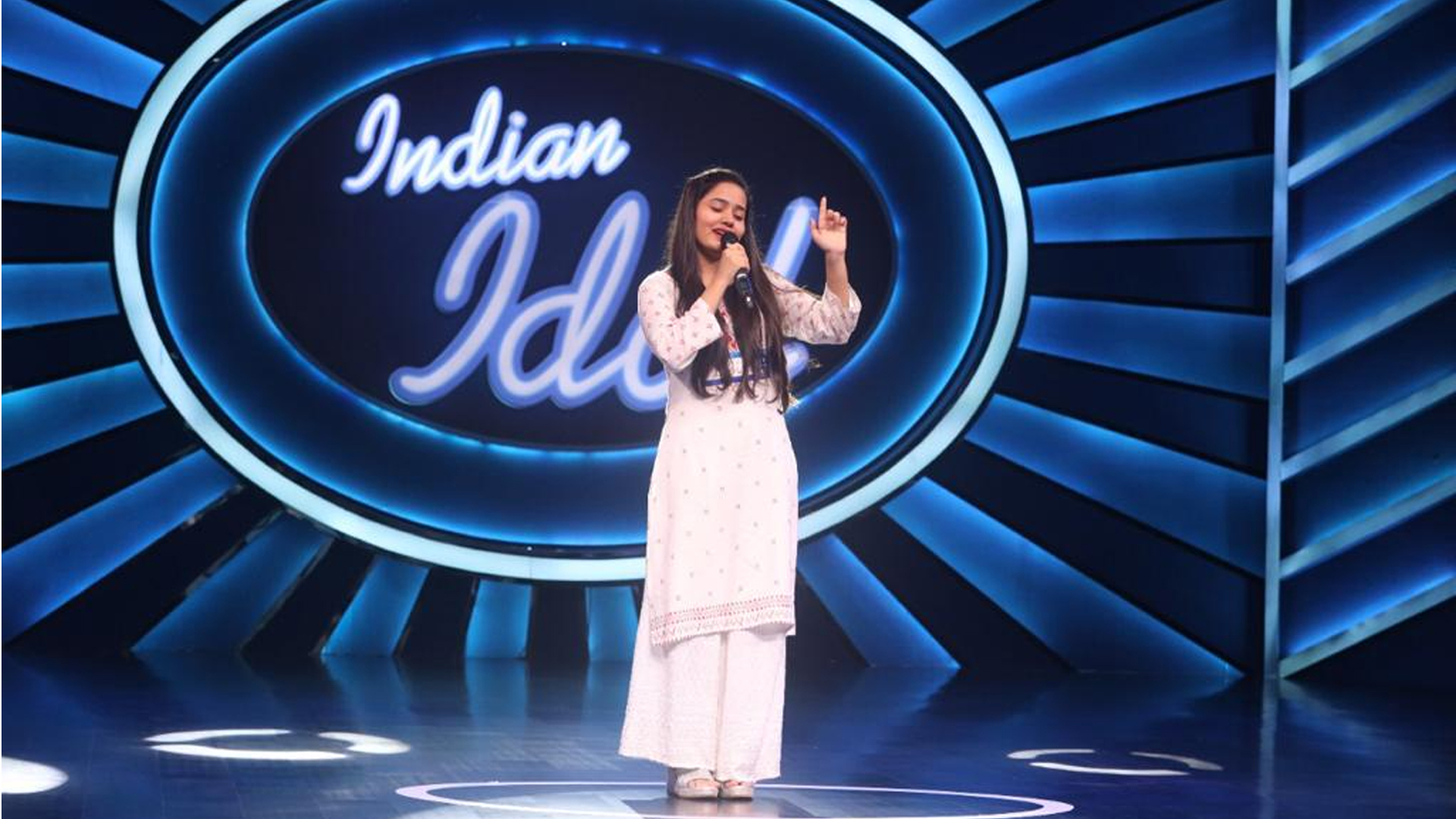 Bidipta Chakraborty from Kolkata gives a melodious performance during Sony TV’s Indian Idol – Season 13 auditions!