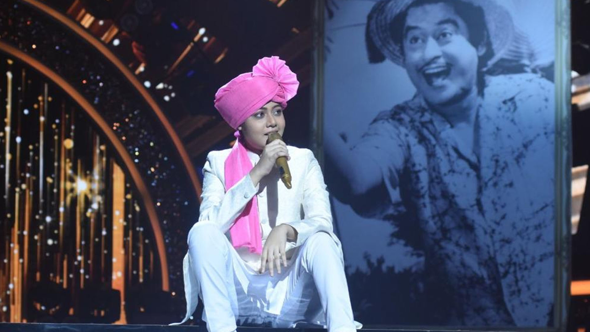 Contestant Anushka Patra from Kolkata stuns everyone with her ‘Big B’ avatar on Sony TV’s ‘Indian Idol – Season 13!