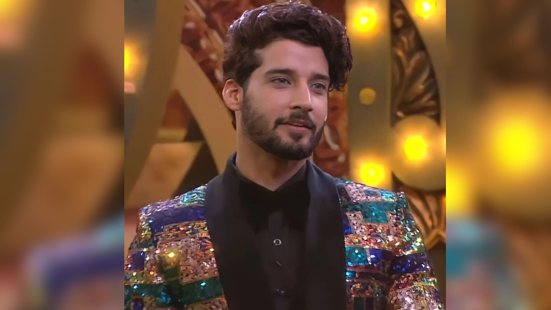 Biggboss 16 contestant Gautam Singh Vig stuns in an outfit worth Rs. 1.5Lakh !