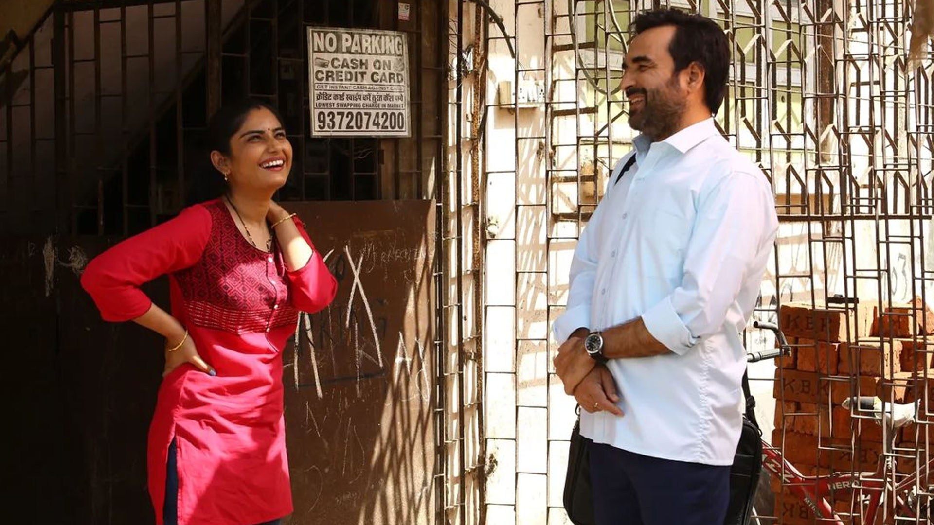 “Khushboo is an exceptional talent”, says Pankaj Tripathi on pouring his heart for her reel life wife Ratna aka Khusbhoo Atre