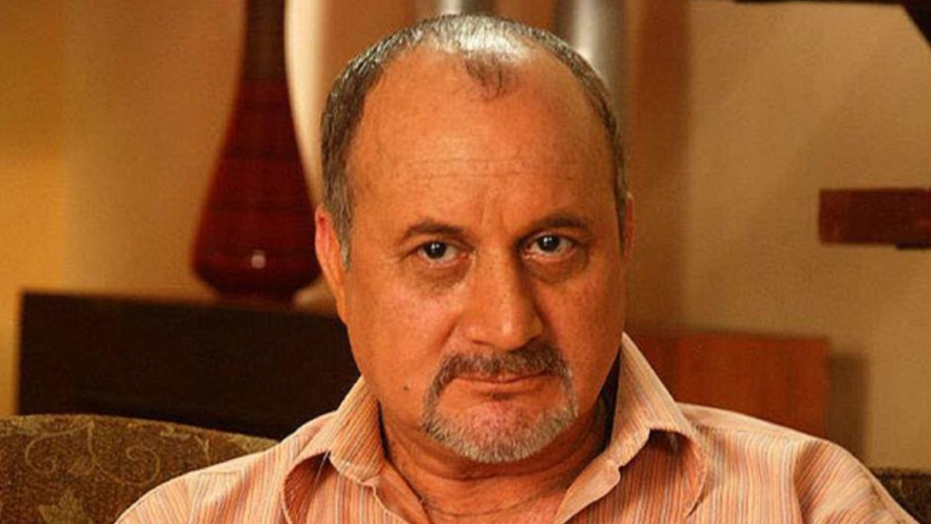 Raju Kher from Star Bharat’s upcoming show Aashao Ka Savera Dheere Dheere Se shared his views on Television vs Movies