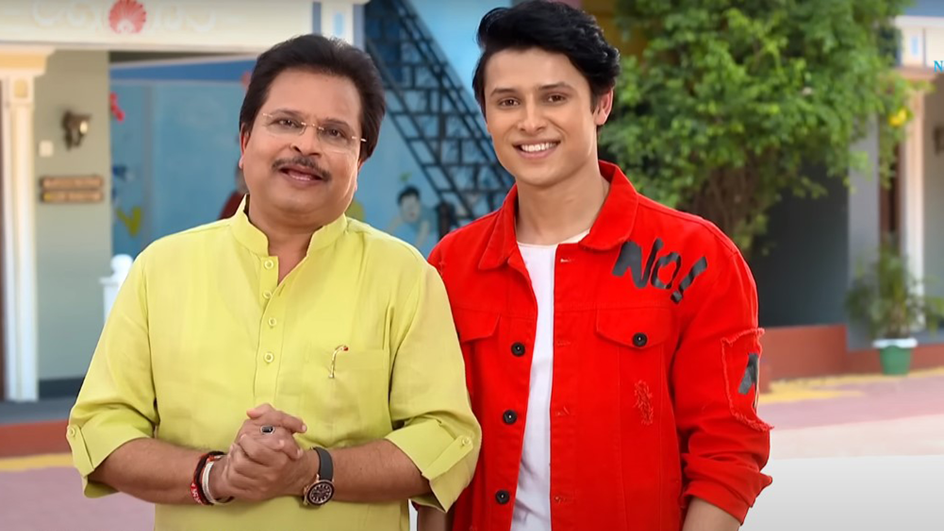 Here Is an interesting BTS video of Tapu Sena having fun on sets of TMKOC