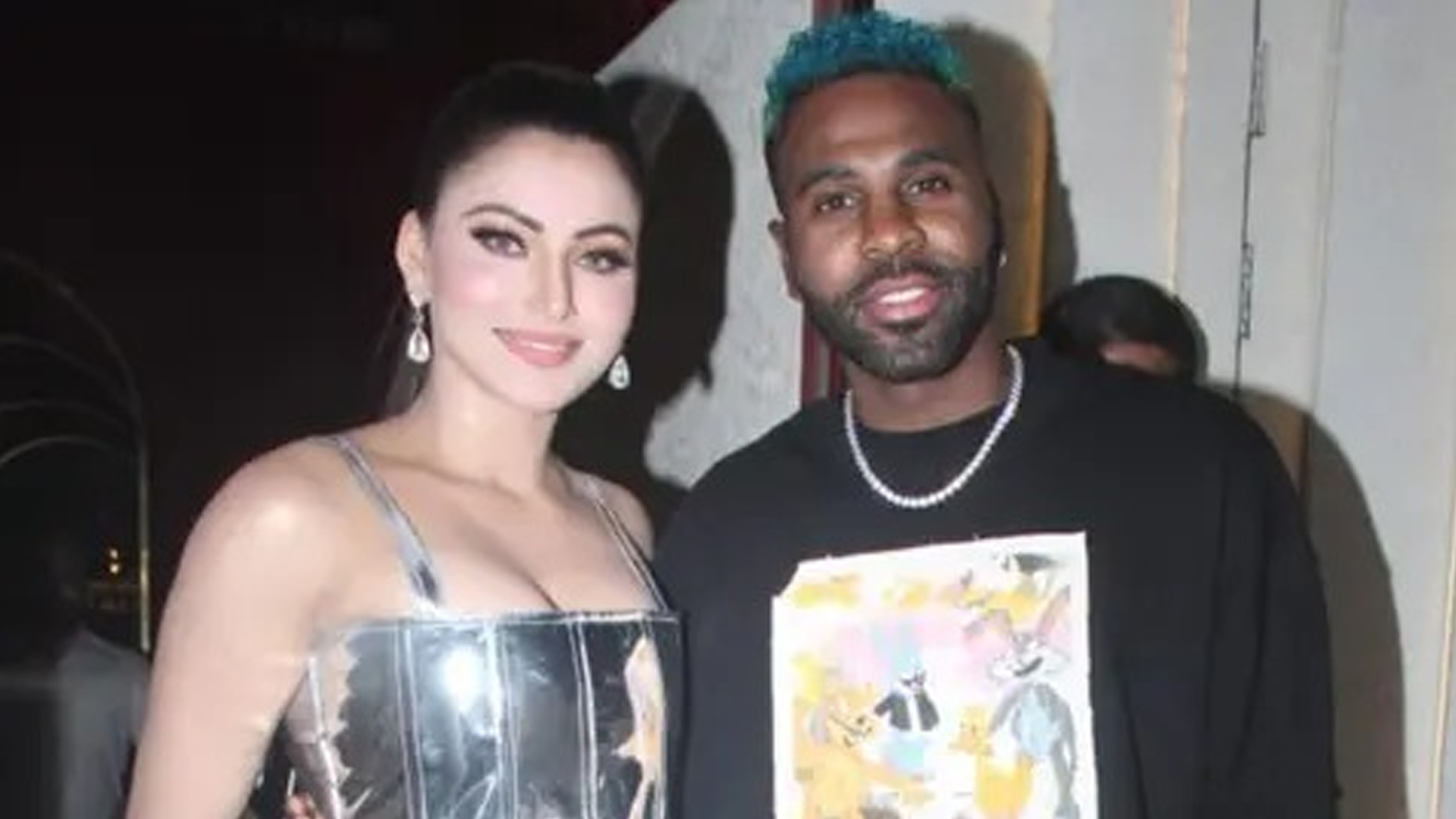 “Urvashi is the most…..”,says Jason Derulo as he gets mesmerized by Urvashi Rautela