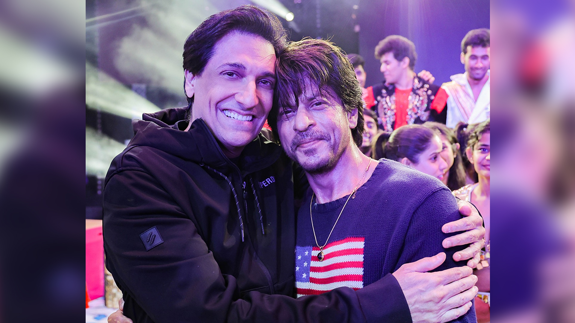 Shiamak Davar pens a heartfelt note to Shahrukh Khan as fans get to reminisce the golden days of Dil Toh Paagal Hai!