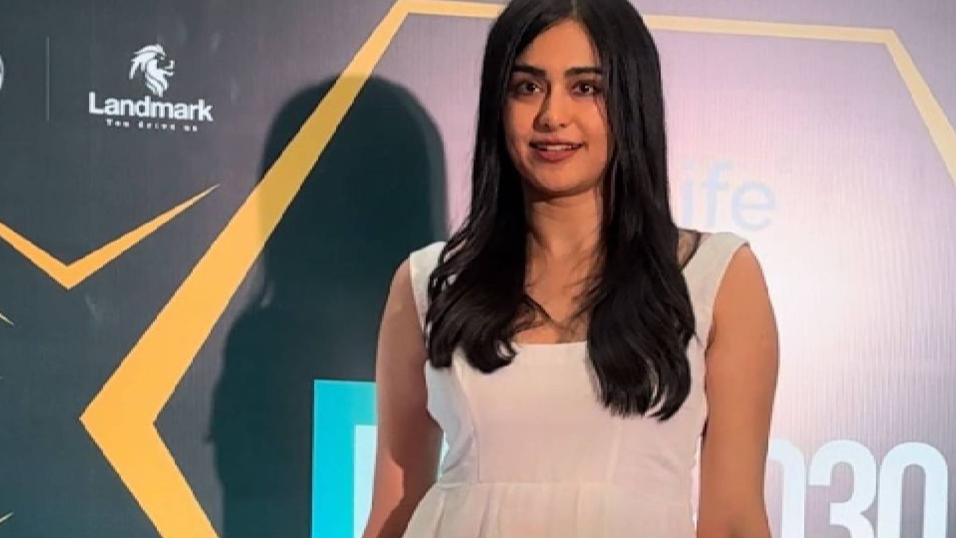 Adah Sharma wears a dress that a fan gifted her for an award show fans can’t stop going gagaa