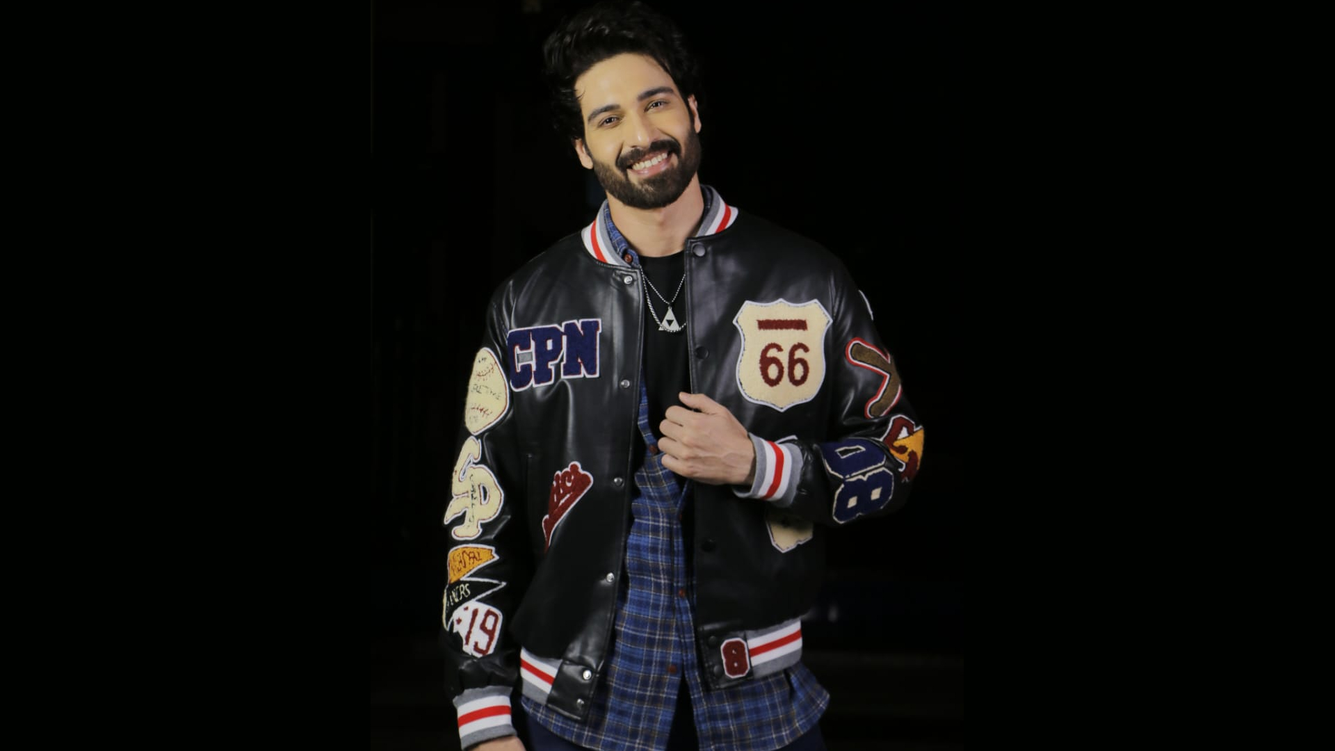 Vijayendra Kumeria, aka Dev, from the Star Plus show Deewaniyat, shares insights about his reel and real bond with co-star Navneet Malik, aka Jeet! Here Is What He Has to Share!