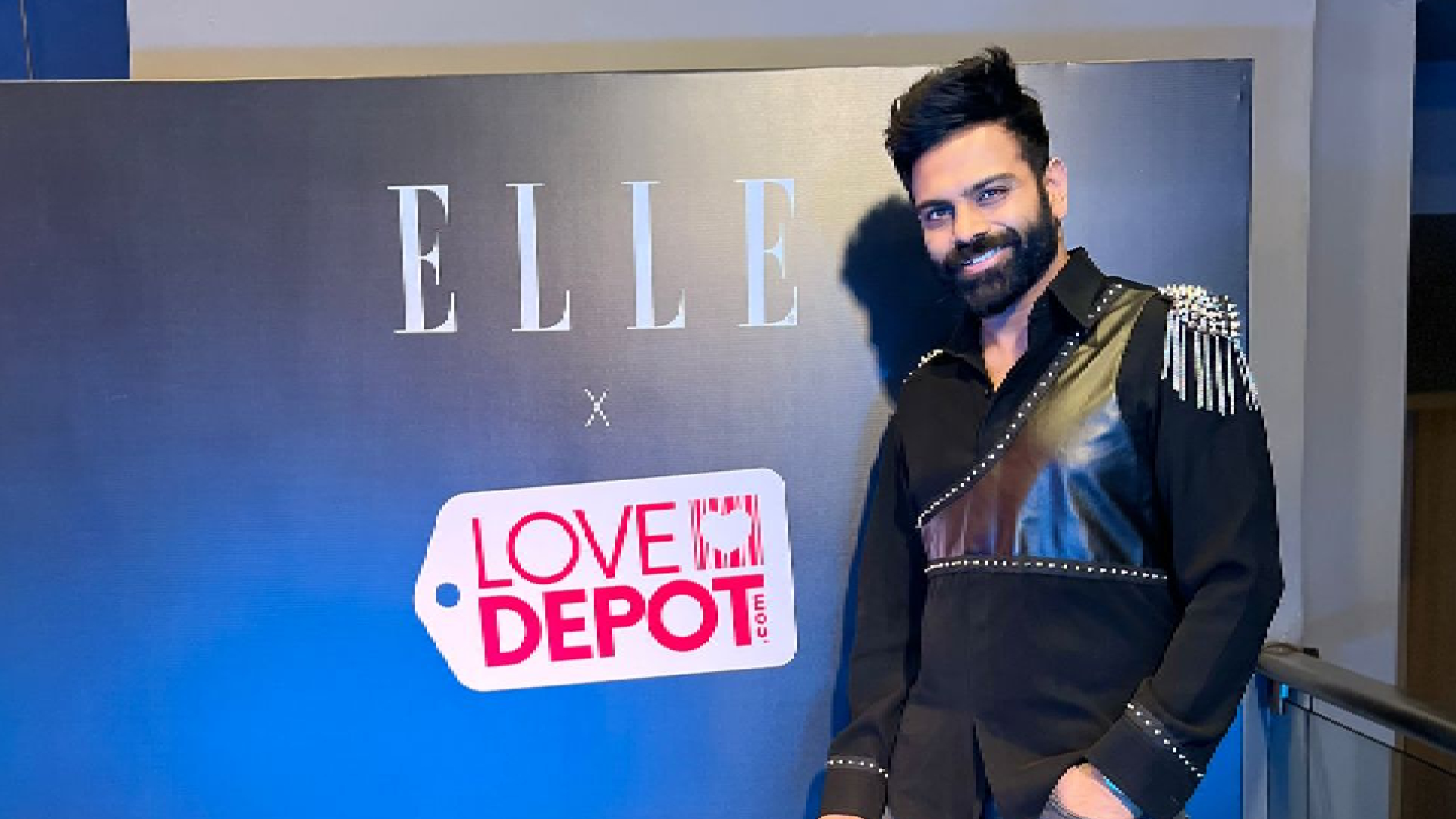 Sreerama Chandra Shines in Black at Elle India Graduates 2024, Setting New Fashion Trends!