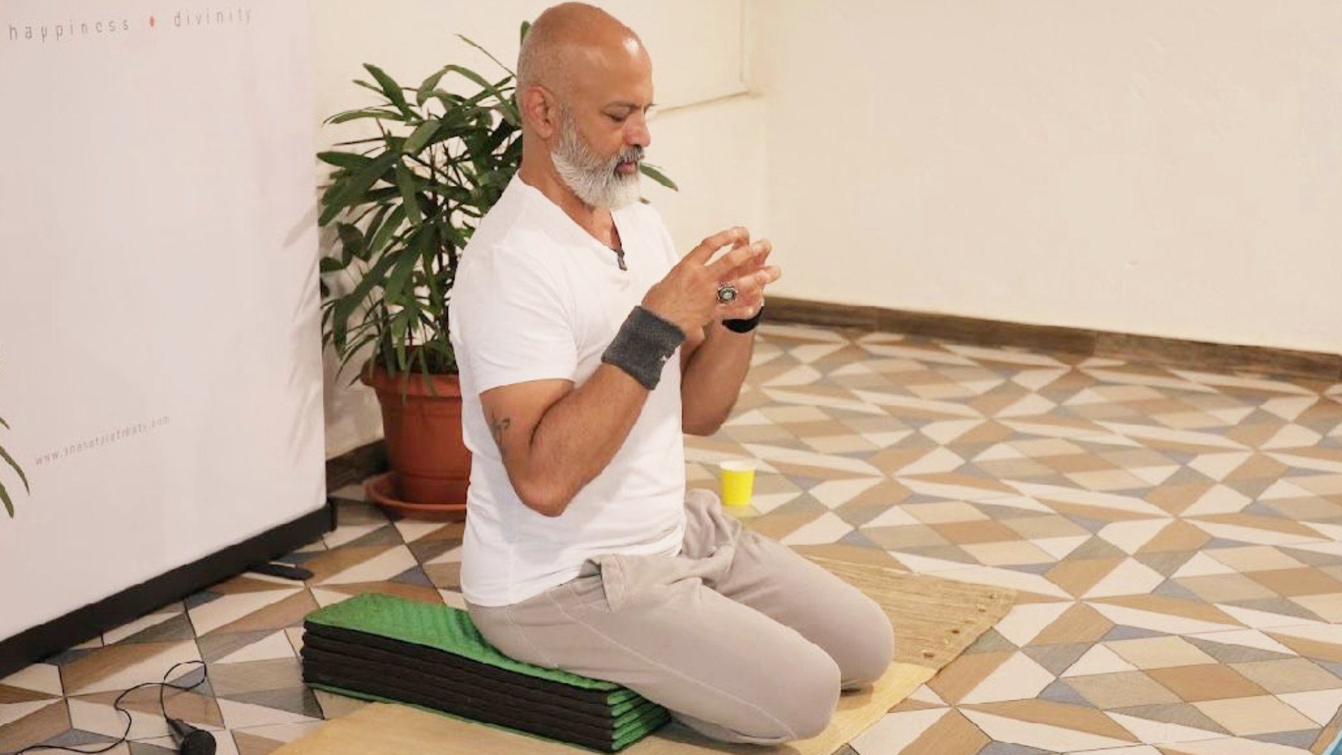 Bijay Anand explains the true essence of the purpose of yoga, calls it an ‘atom bomb’ for THIS reason!