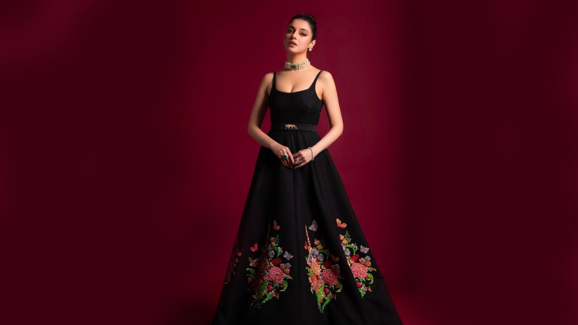 Divya Khossla Dishes Princess Vibes in an Unreleased Gown by Sabyasachi, Outfit Gets Featured At the Brand’s 25-Year Anniversary