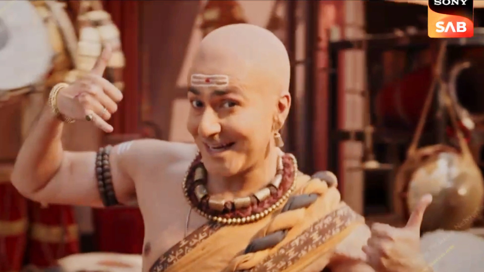 King Krishnadevaraya gets convinced that Tenali has returned to Vijayanagar in Sony SAB’s Tenali Rama