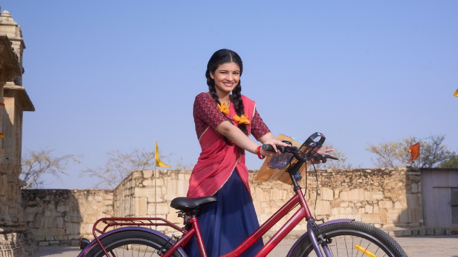 Did you know Mohak spent days in a Rajasthan village to work on her dialect and perfect her role for Saru?