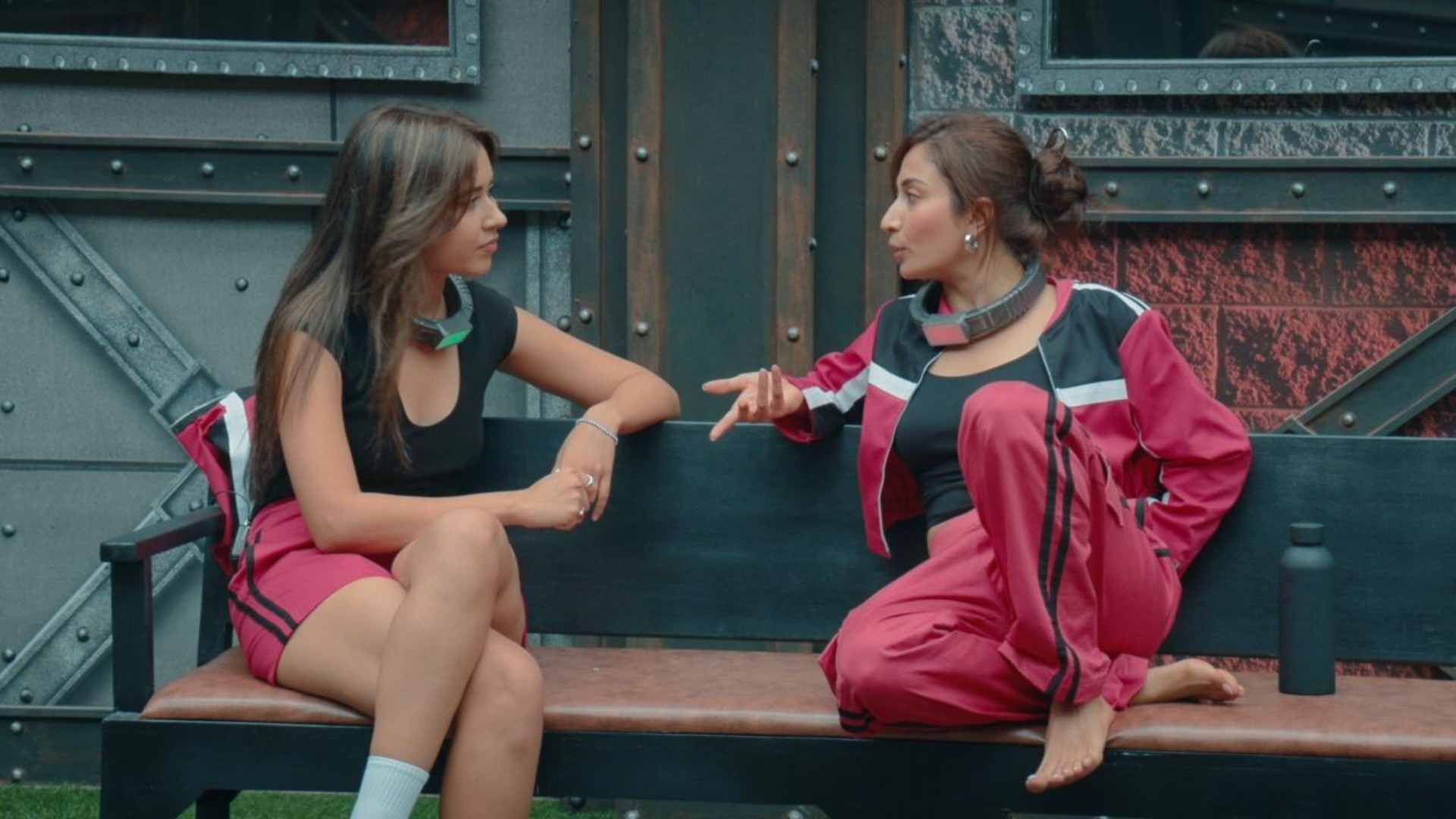Did Shreya Kalra and Akanksha Chaudhary finally bury the hatchet?